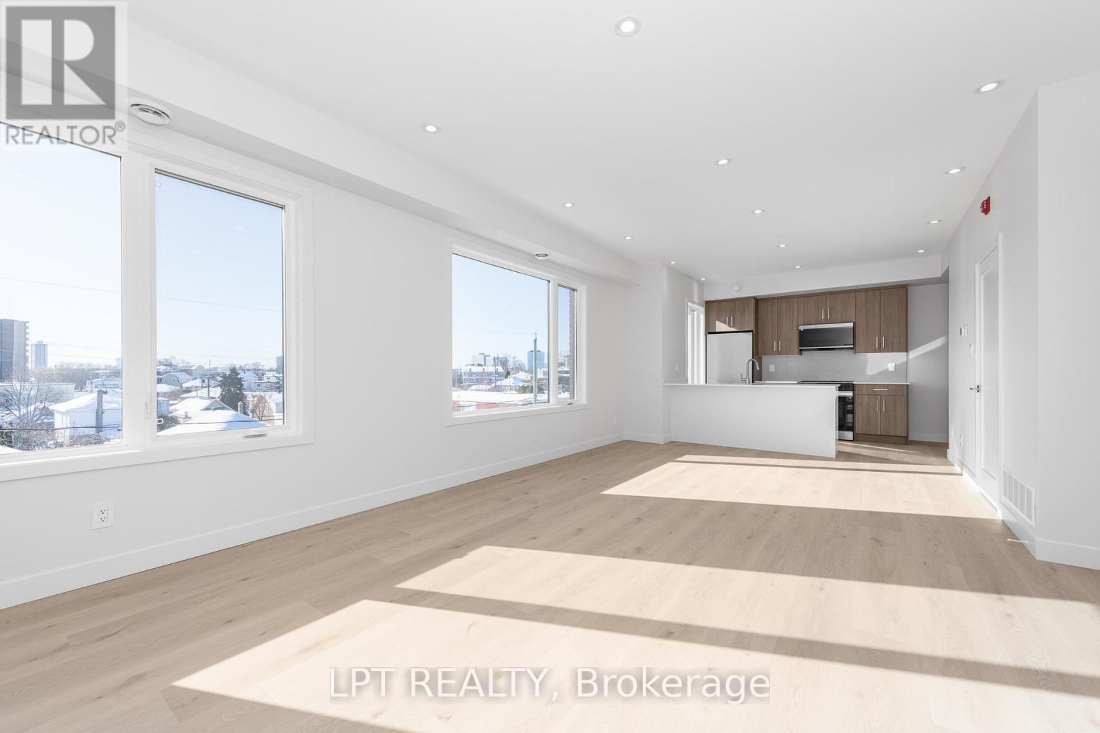 9 - 319 Shakespeare Street, Ottawa, Ontario  K1L 5M1 - Photo 11 - X12896544