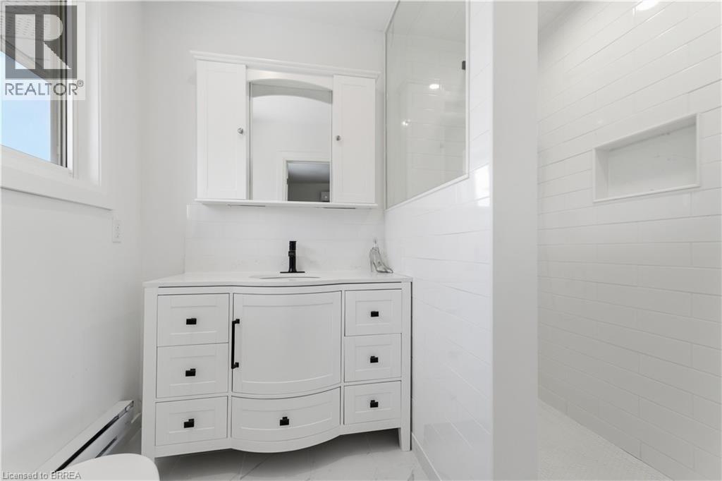 1352 #8 Highway, Stoney Creek, Ontario  L8E 5K6 - Photo 16 - 40811947