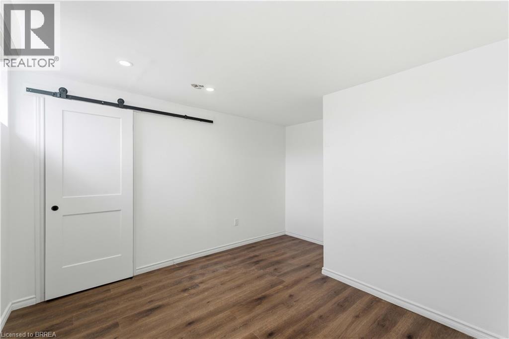 1352 #8 Highway, Stoney Creek, Ontario  L8E 5K6 - Photo 35 - 40811947