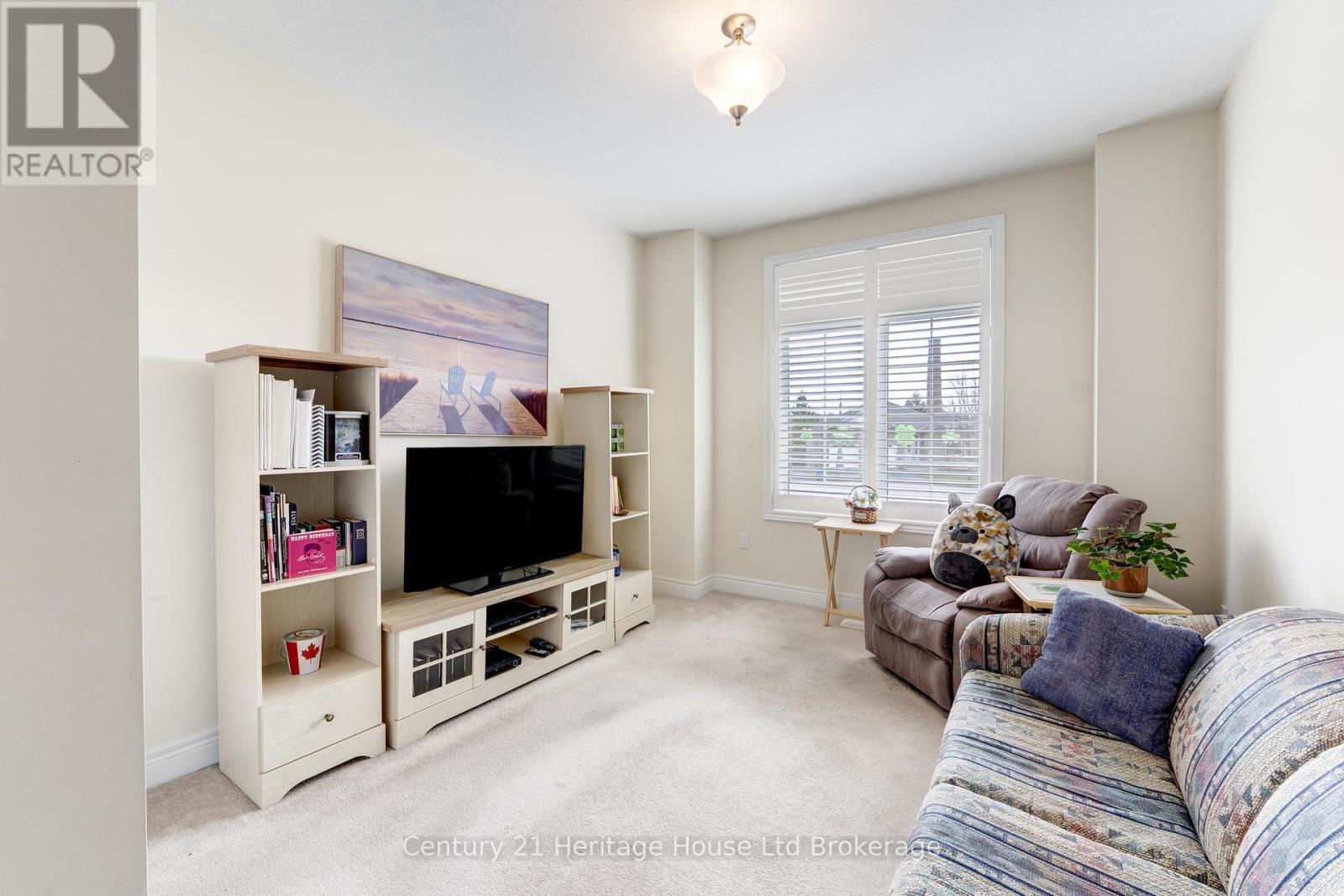 619 Fox Hollow Court, Woodstock, Ontario  N4T 1W3 - Photo 21 - X12896560