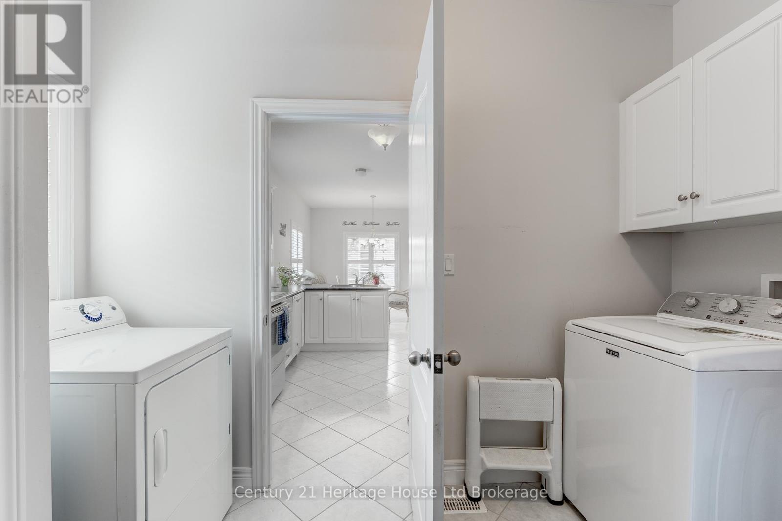 619 Fox Hollow Court, Woodstock, Ontario  N4T 1W3 - Photo 39 - X12896560