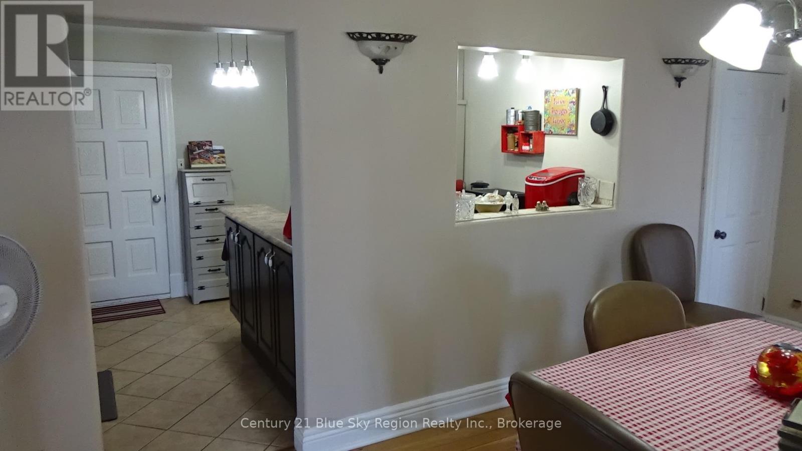 176 Church Street, West Nipissing, Ontario  P2B 1H5 - Photo 13 - X12896388