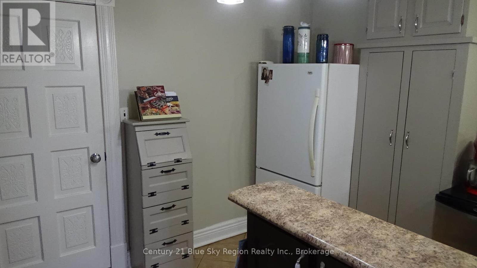 176 Church Street, West Nipissing, Ontario  P2B 1H5 - Photo 21 - X12896388