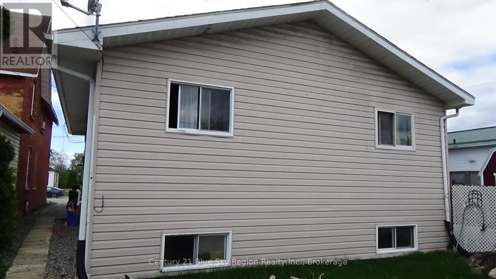 176 Church Street, West Nipissing, Ontario  P2B 1H5 - Photo 41 - X12896388