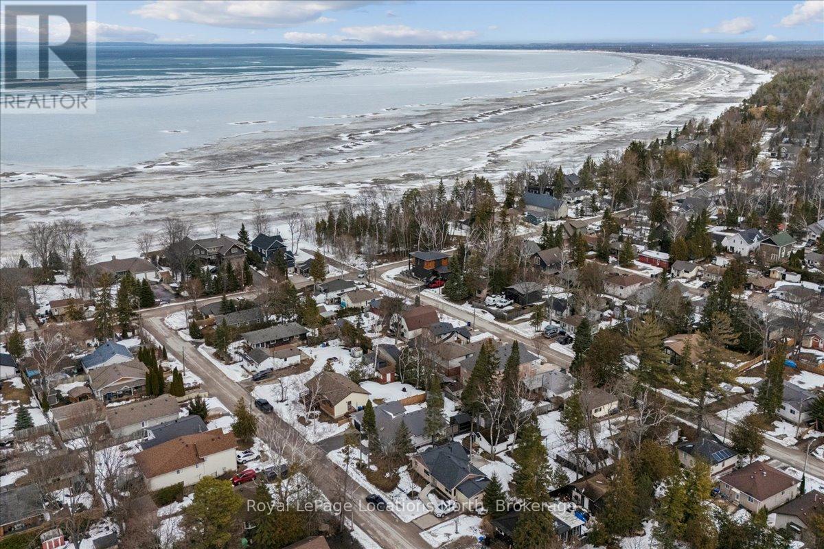 29 69th Street N, Wasaga Beach, Ontario  L9Z 1T9 - Photo 34 - S12896468