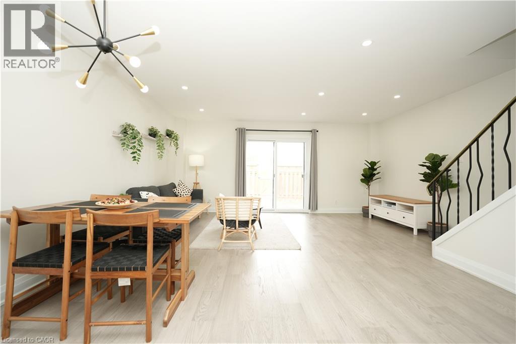 140 Jansen Avenue, Kitchener, Ontario  N2A 2L7 - Photo 2 - 40812318