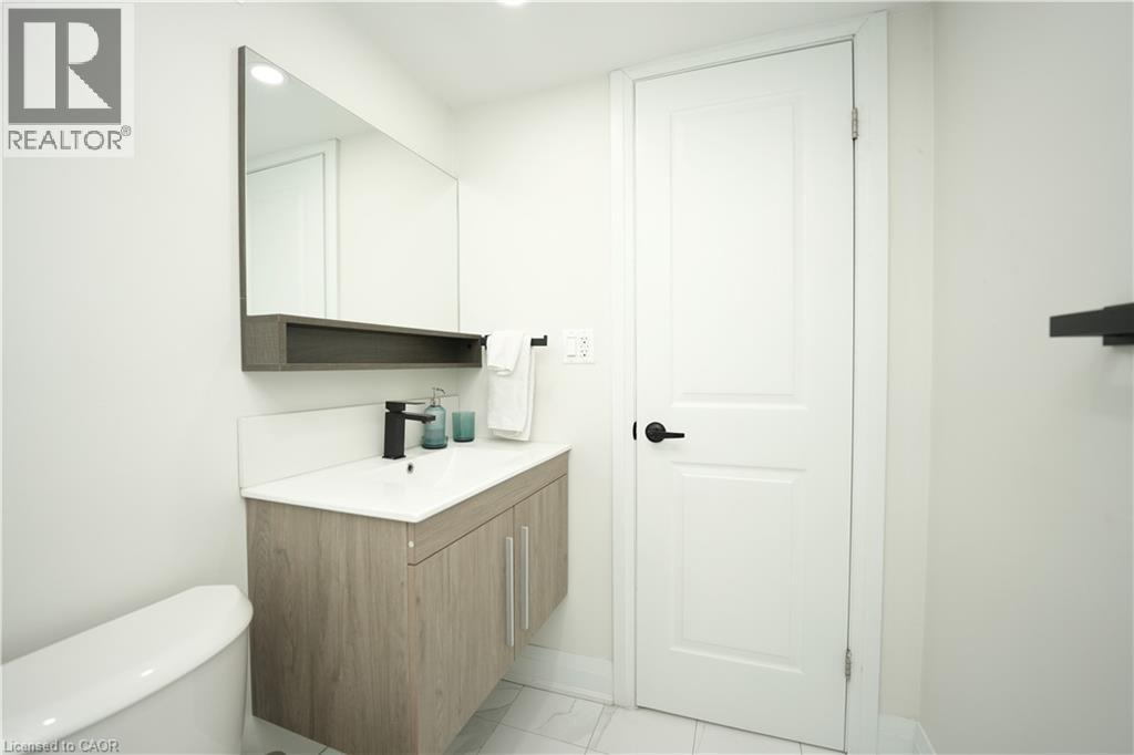 140 Jansen Avenue, Kitchener, Ontario  N2A 2L7 - Photo 29 - 40812318