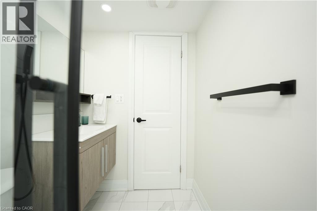 140 Jansen Avenue, Kitchener, Ontario  N2A 2L7 - Photo 31 - 40812318