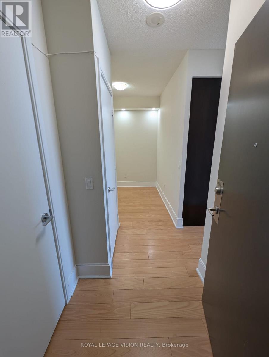 1906 - 181 Wynford Drive, Toronto, Ontario  M3C 0C6 - Photo 23 - C12896292