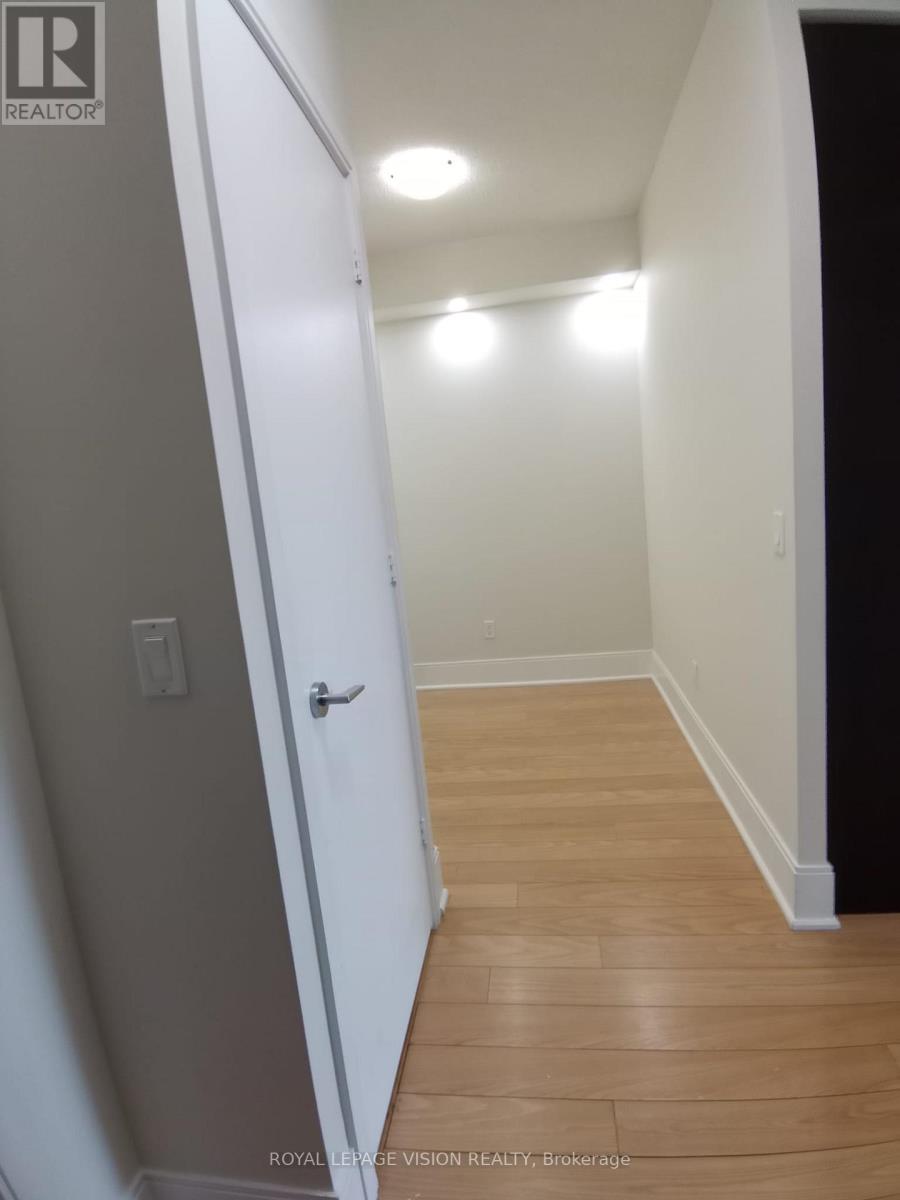 1906 - 181 Wynford Drive, Toronto, Ontario  M3C 0C6 - Photo 36 - C12896292