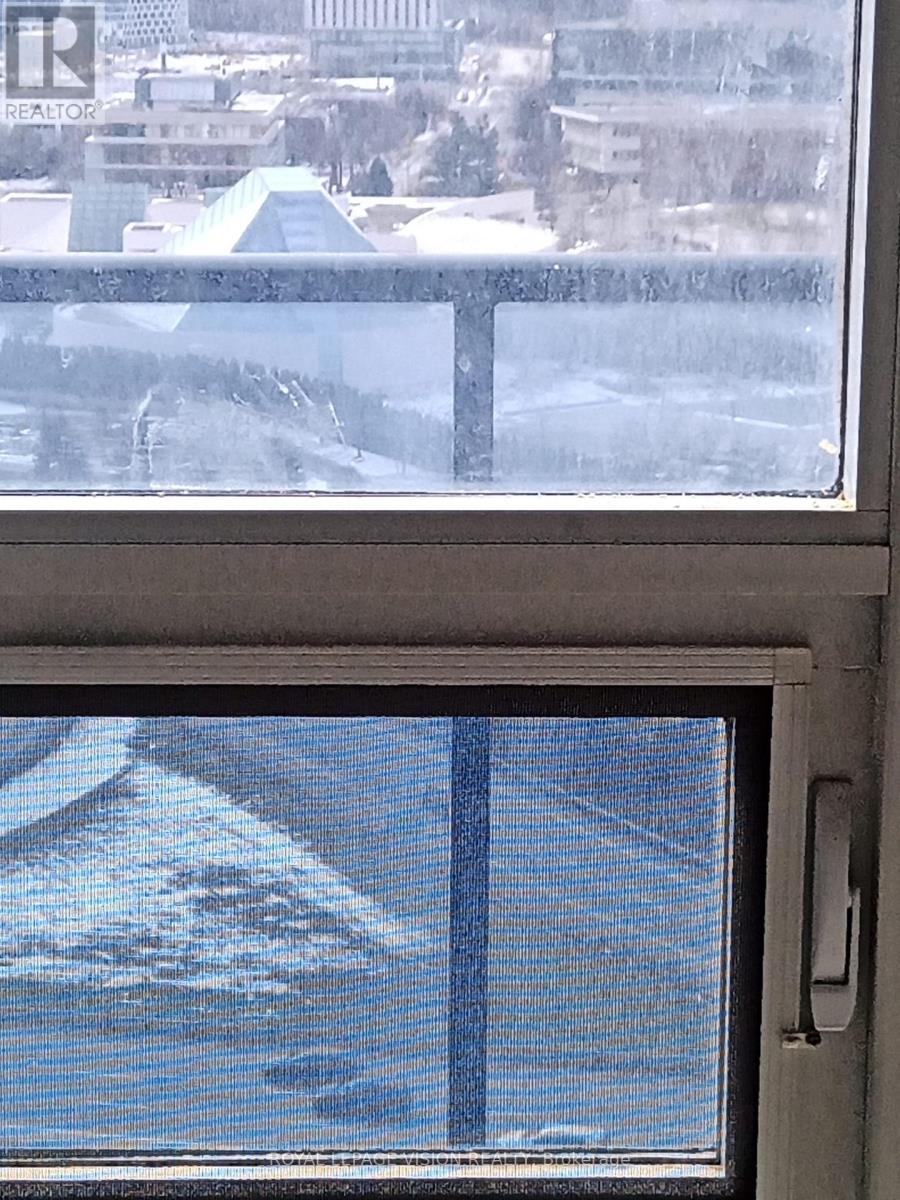 1906 - 181 Wynford Drive, Toronto, Ontario  M3C 0C6 - Photo 37 - C12896292