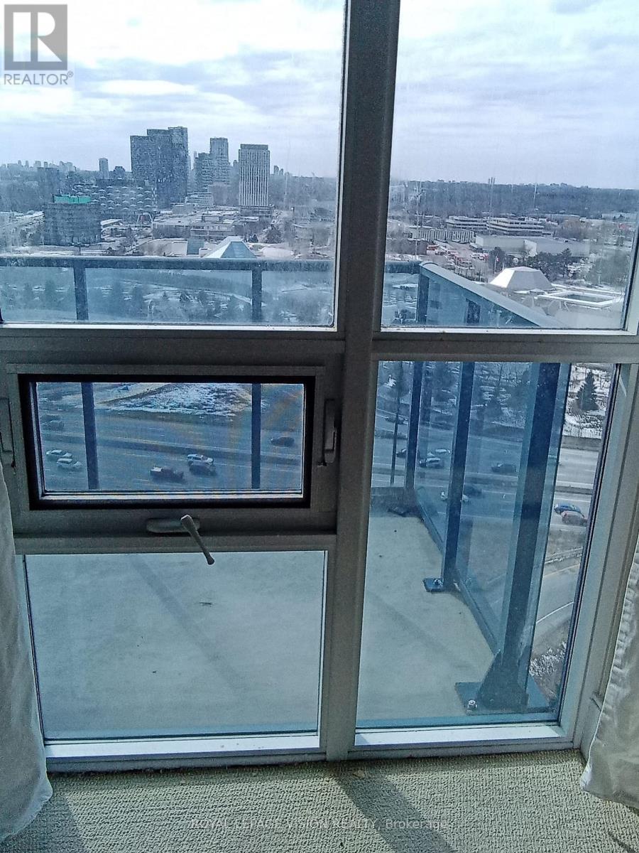 1906 - 181 Wynford Drive, Toronto, Ontario  M3C 0C6 - Photo 46 - C12896292