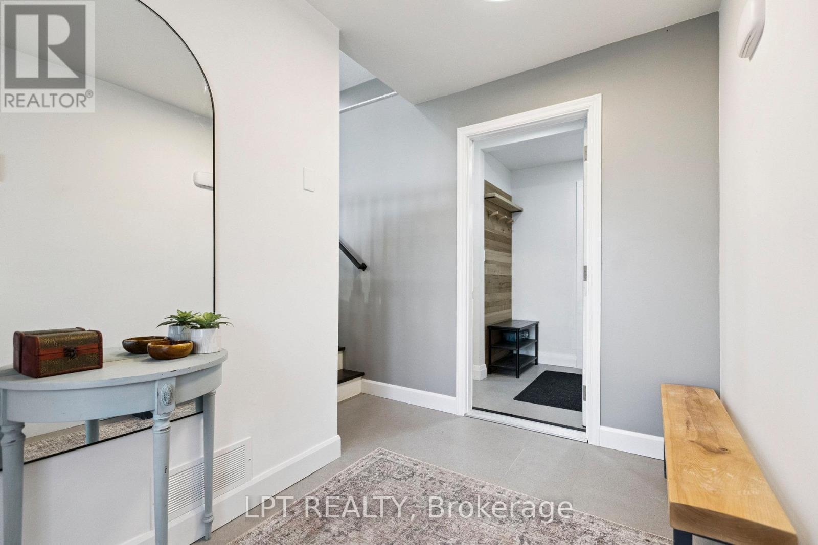 7429 Sideroad 20 Side Road, Mapleton, Ontario  N0B 1A0 - Photo 3 - X12882612