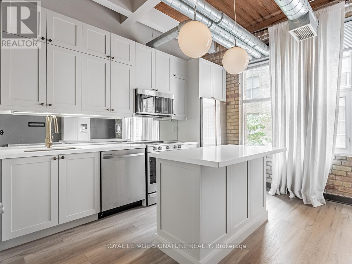 421 - 955 Queen Street, Toronto, Ontario  M6J 3X5 - Photo 1 - C12896564