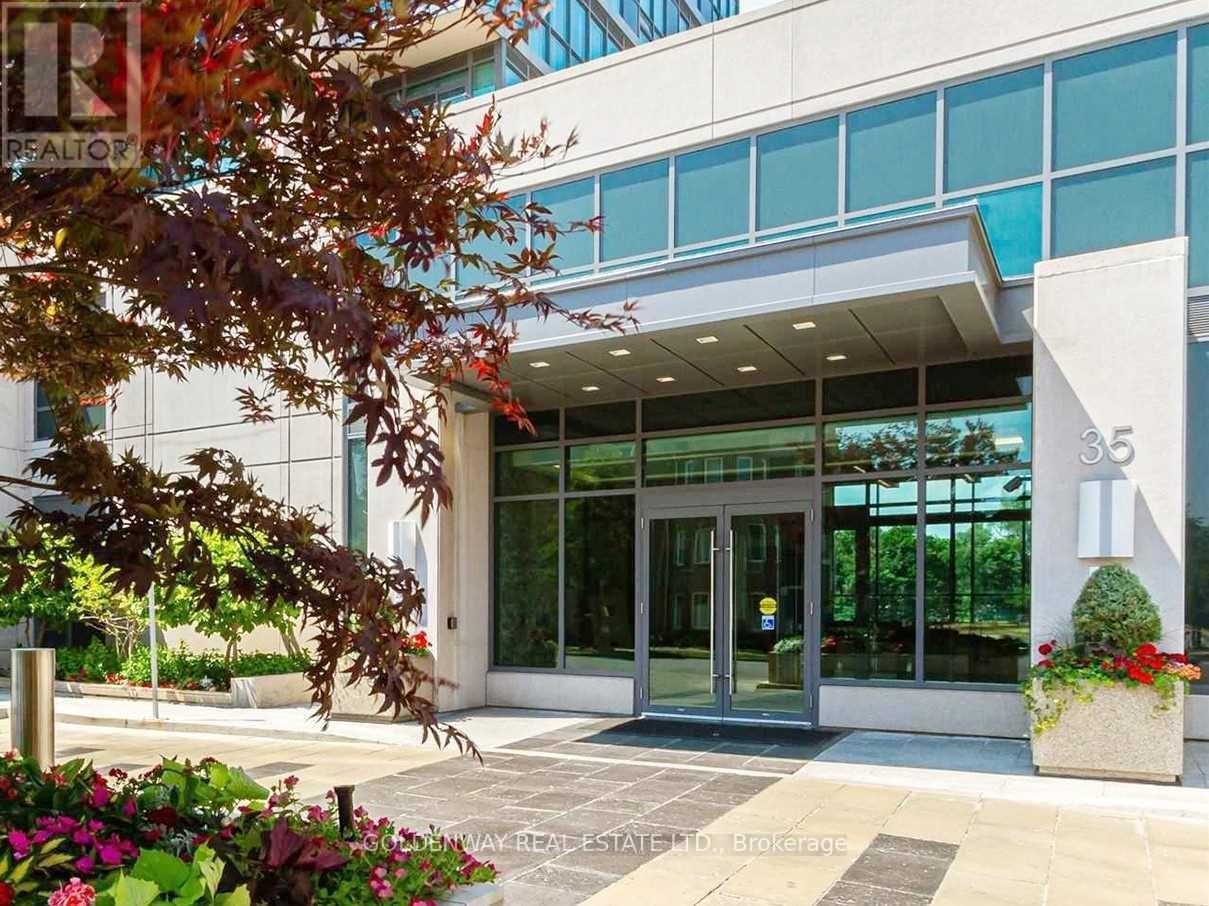 208 - 35 Brian Peck Crescent, Toronto, Ontario  M4G 0A5 - Photo 1 - C12896570