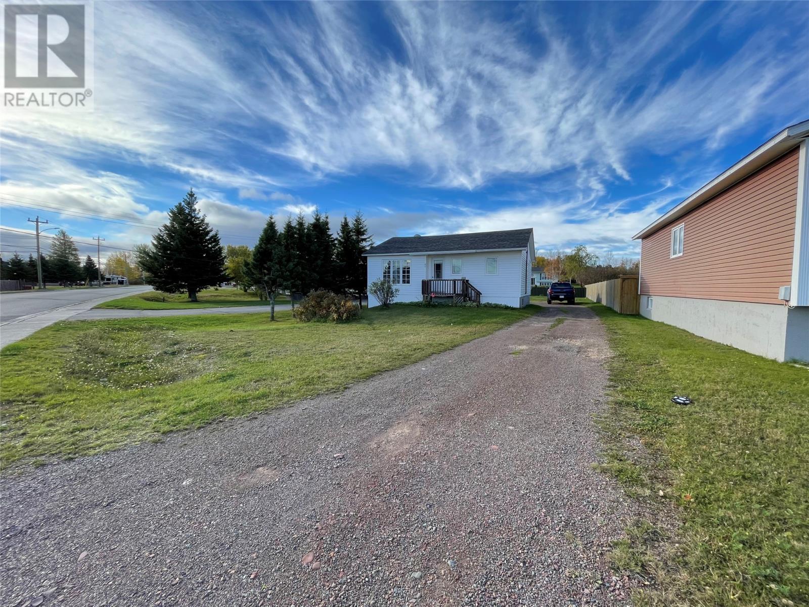 67 Commonwealth Drive, Botwood, Newfoundland & Labrador    - Photo 2 - 1295339