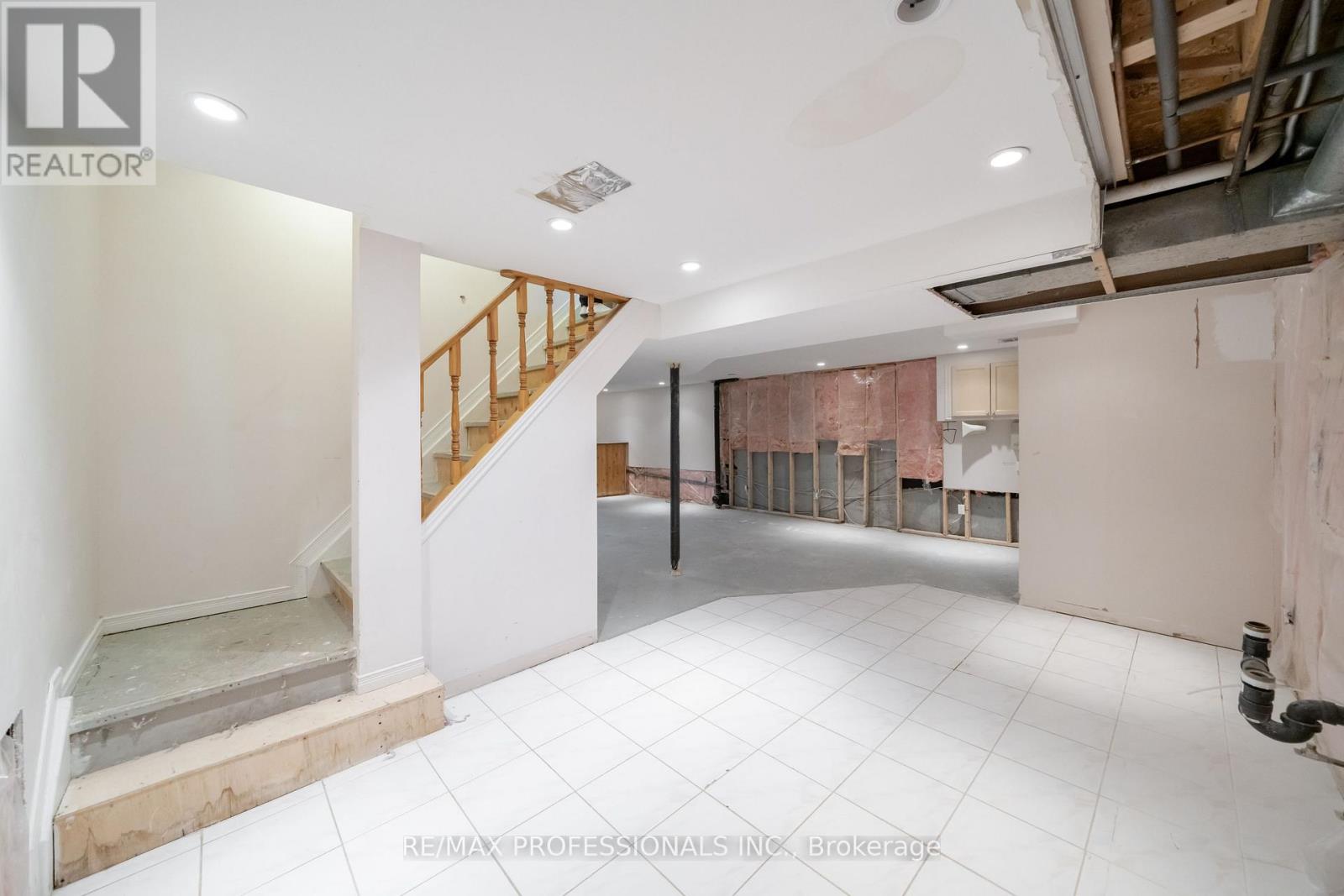 23 Jacob Fisher Drive, Toronto, Ontario  M1B 4K3 - Photo 29 - E12896374