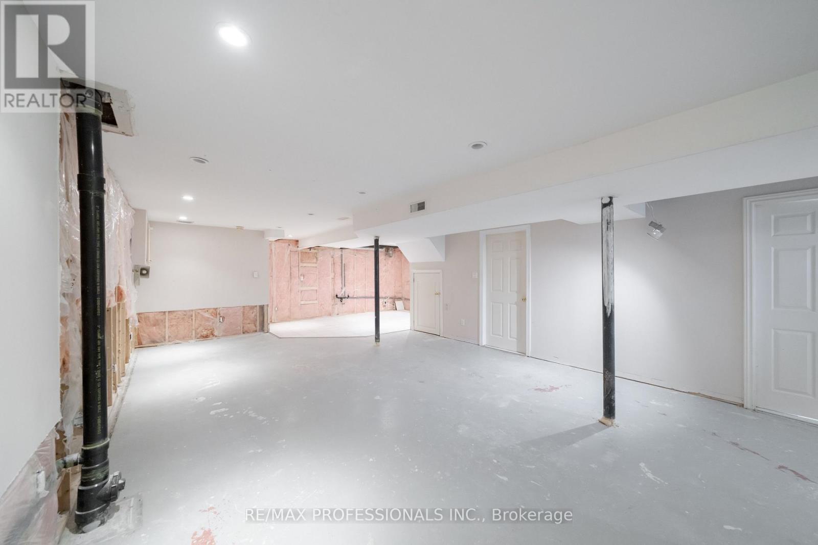 23 Jacob Fisher Drive, Toronto, Ontario  M1B 4K3 - Photo 31 - E12896374