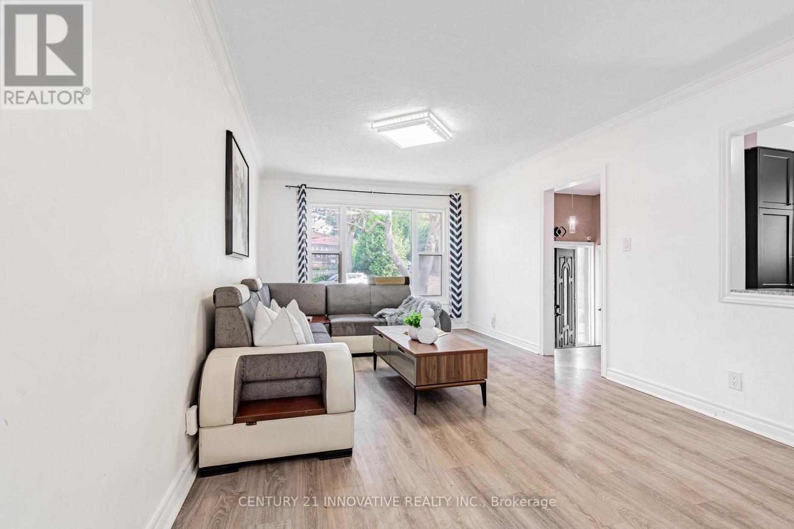 64 Dale Avenue, Toronto, Ontario  M1J 3J5 - Photo 13 - E12896414