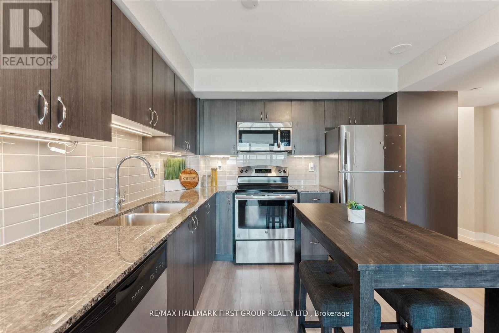 1210 - 1215 Bayly Street, Pickering (Bay Ridges), Ontario  L1W 1L7 - Photo 5 - E12896438