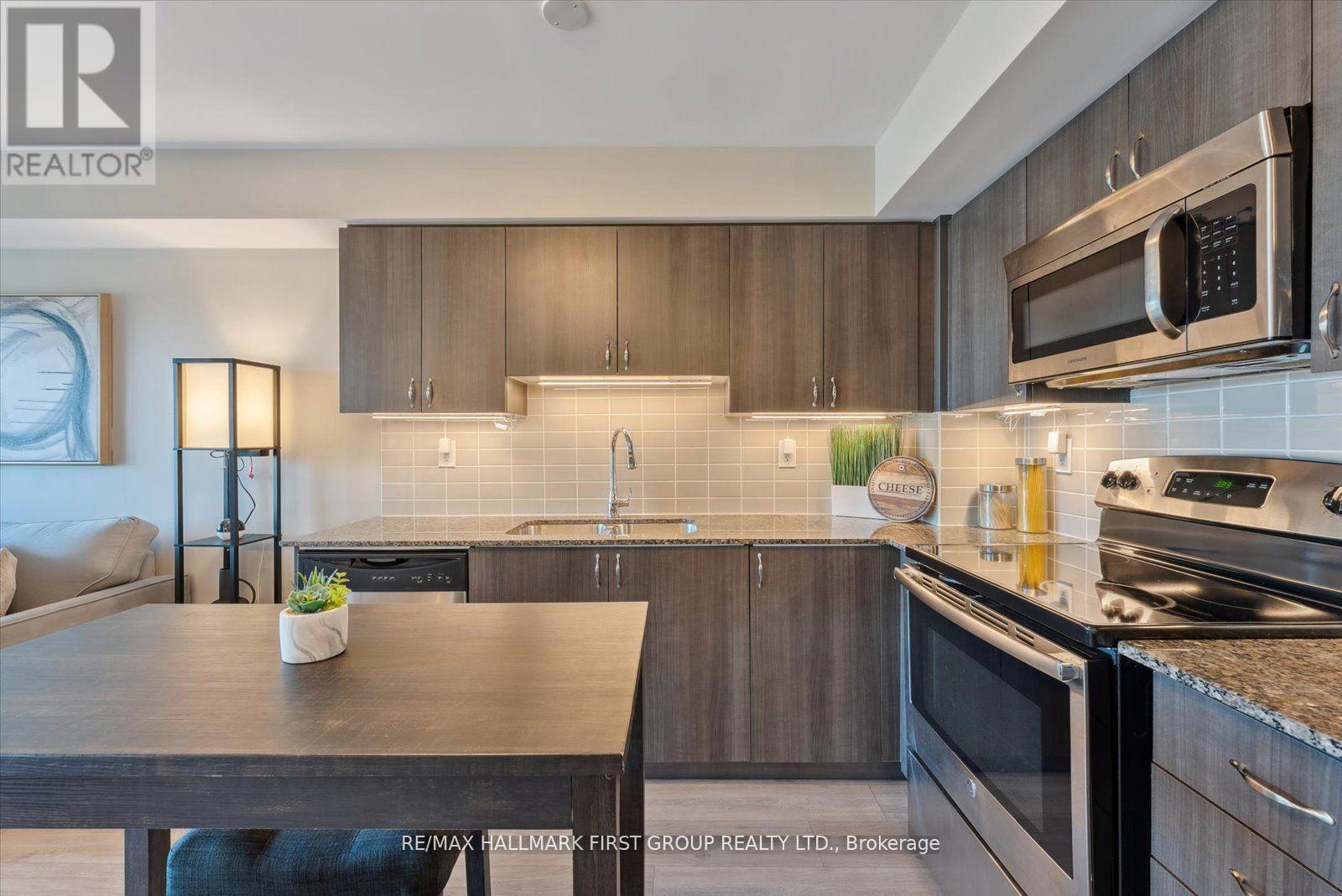 1210 - 1215 Bayly Street, Pickering (Bay Ridges), Ontario  L1W 1L7 - Photo 7 - E12896438