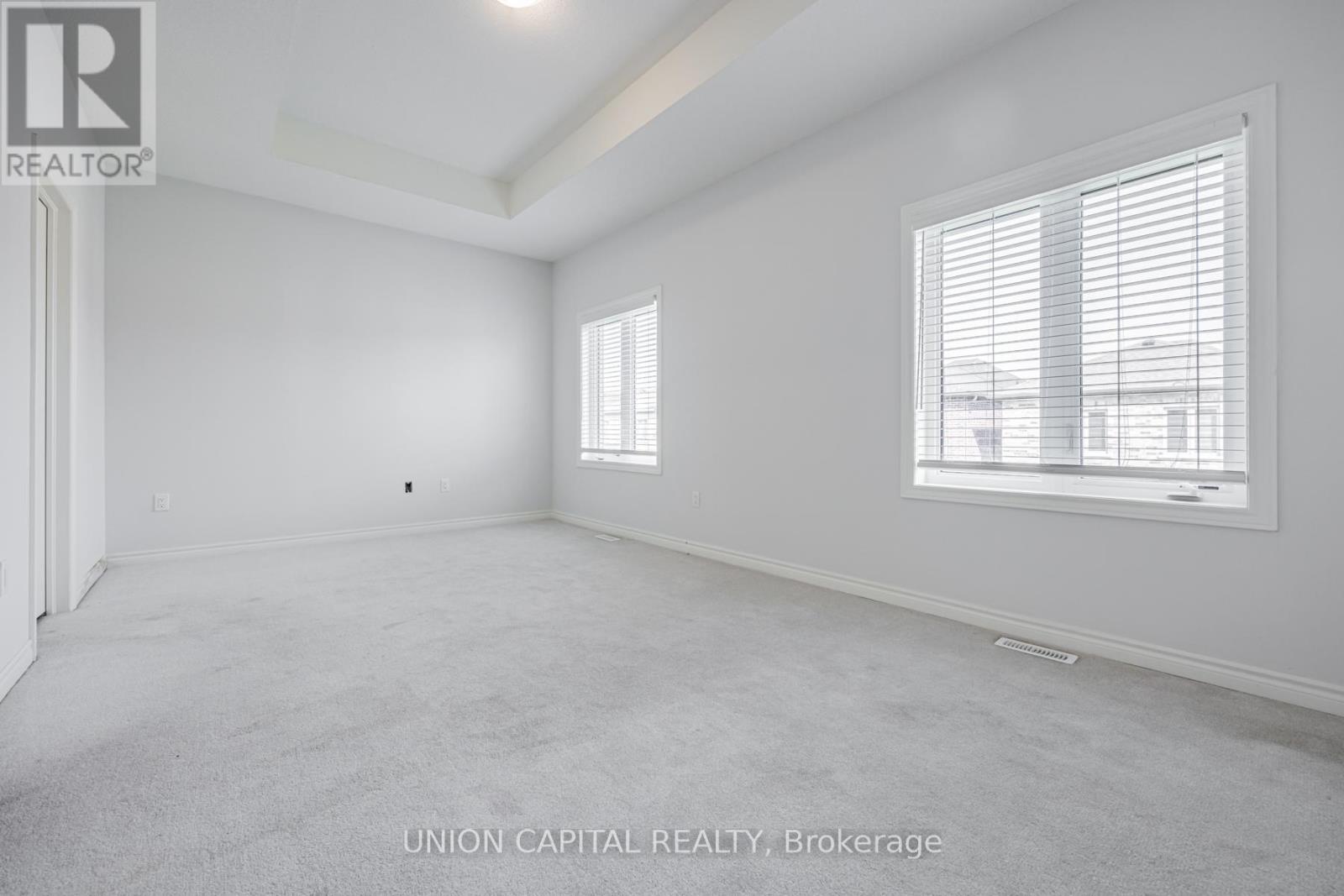 112 Ogston Crescent, Whitby, Ontario  L1P 0H2 - Photo 14 - E12896452