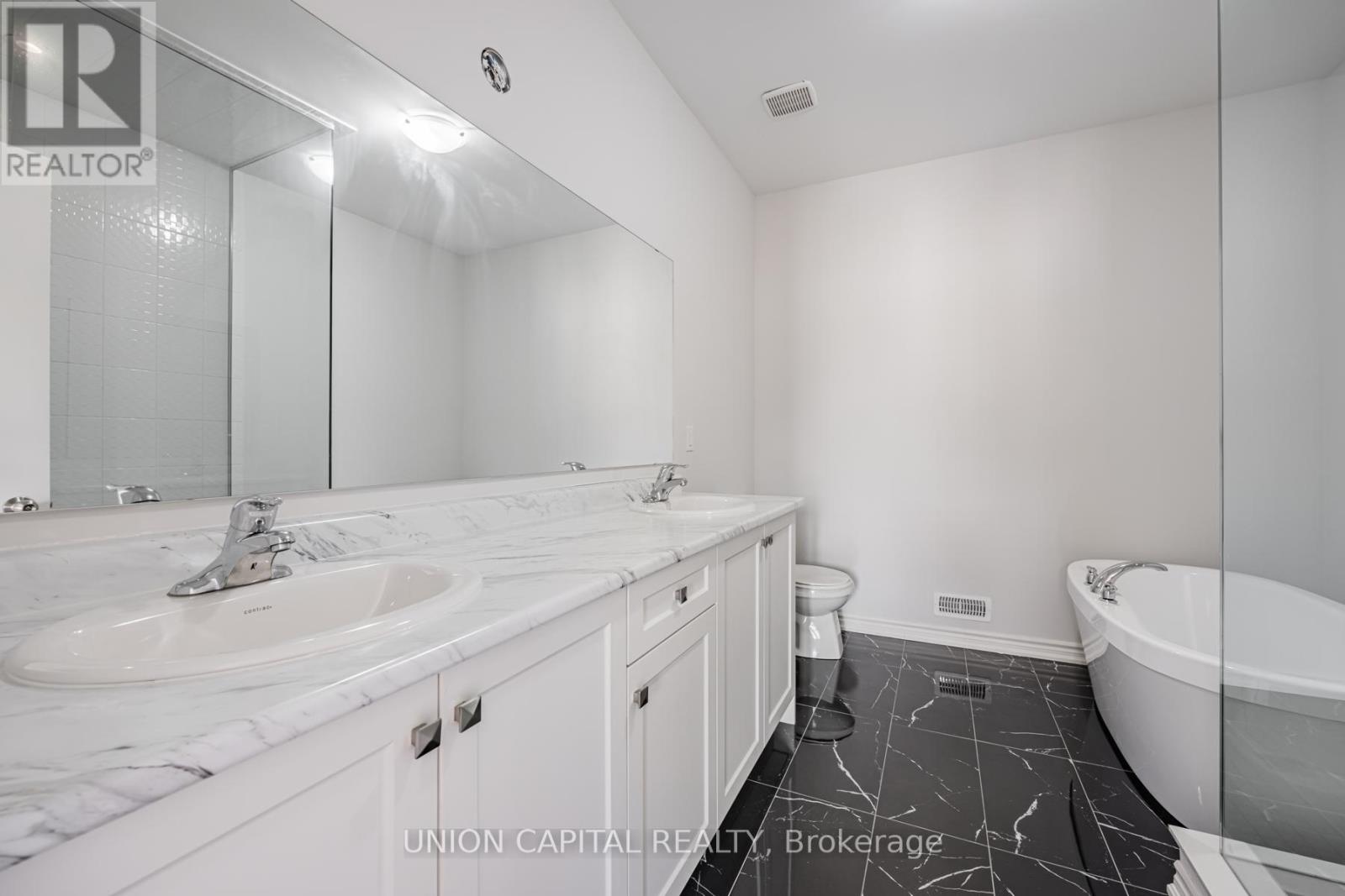 112 Ogston Crescent, Whitby, Ontario  L1P 0H2 - Photo 17 - E12896452