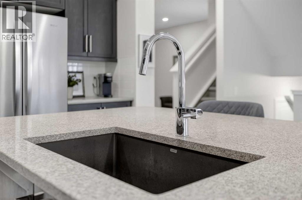 218 Riviera View, Cochrane, Alberta  T4C 0Z2 - Photo 15 - A2292854