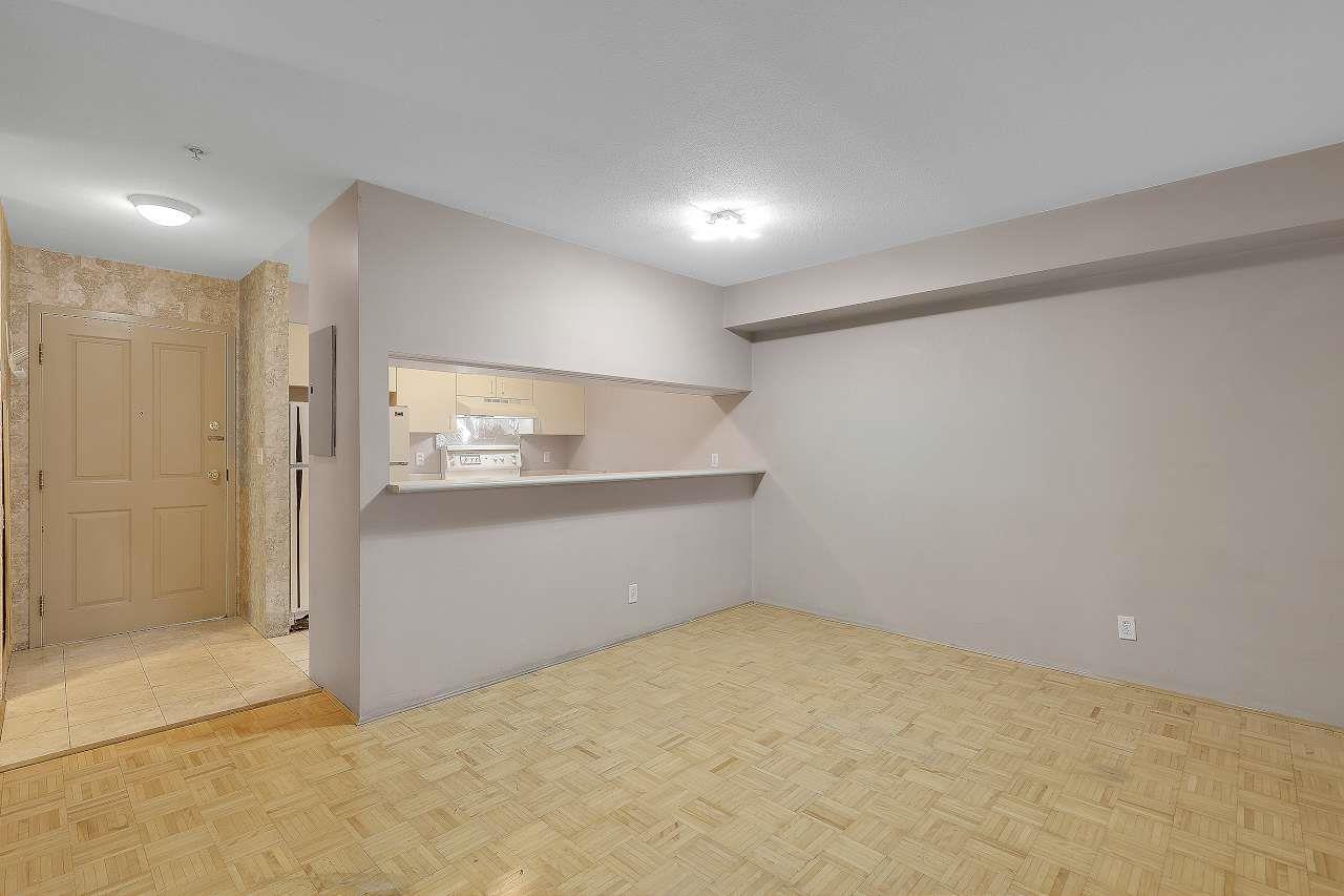 308 10533 University Drive, Surrey, British Columbia  V3T 5T7 - Photo 12 - R3071549