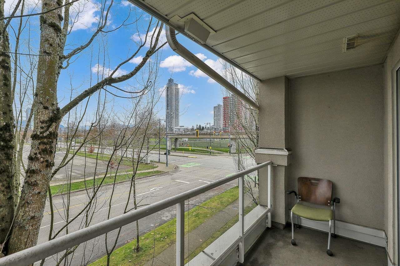 308 10533 University Drive, Surrey, British Columbia  V3T 5T7 - Photo 3 - R3071549