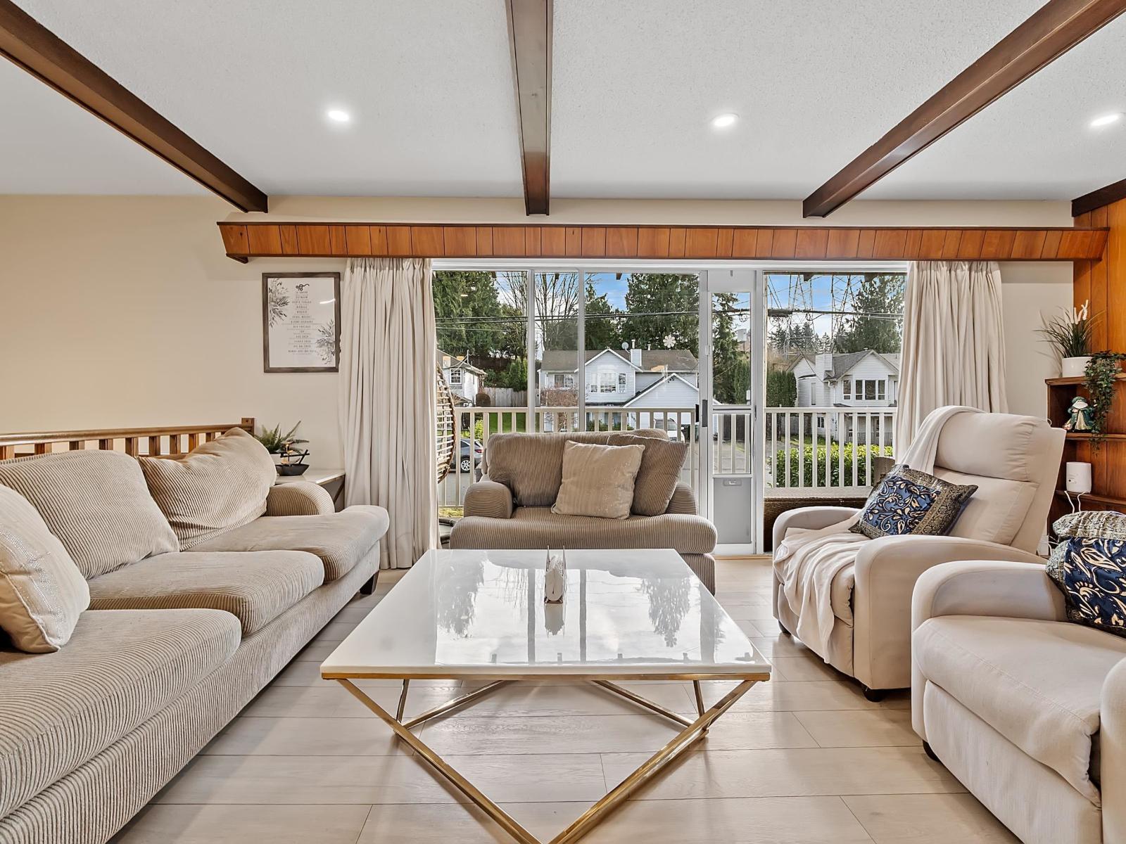 34889 High Drive, Abbotsford, British Columbia  V2S 2X7 - Photo 5 - R3099915