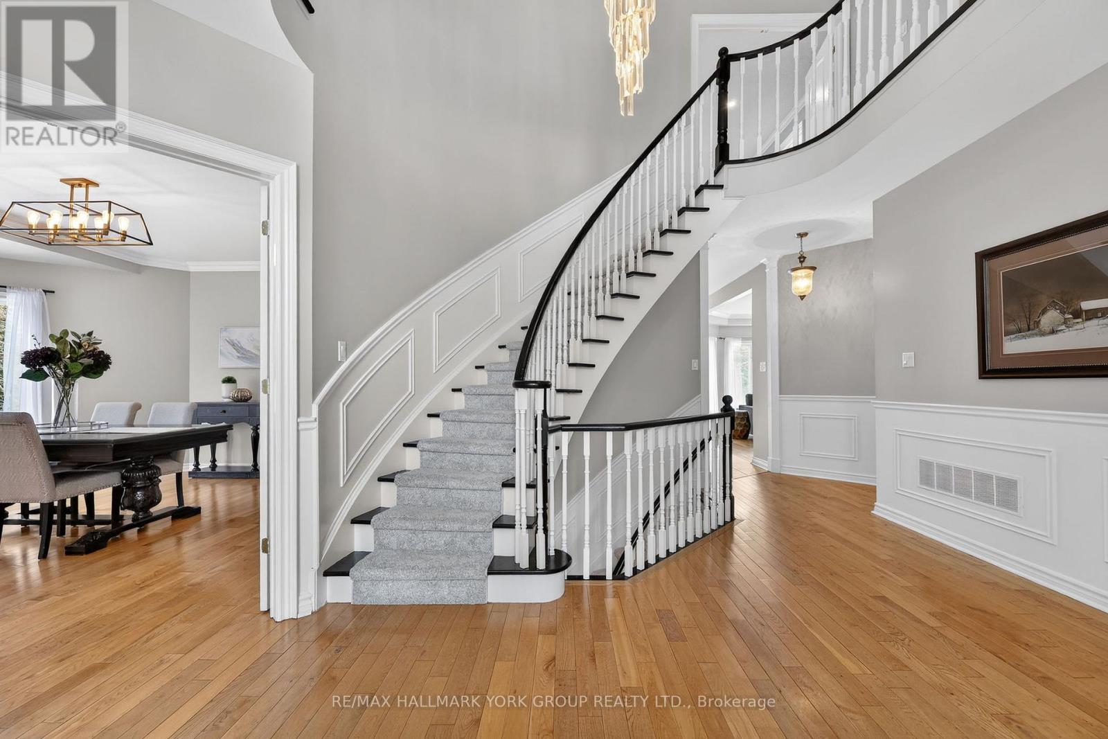 290 Binns Avenue, Newmarket, Ontario  L3X 1T6 - Photo 12 - N12896478