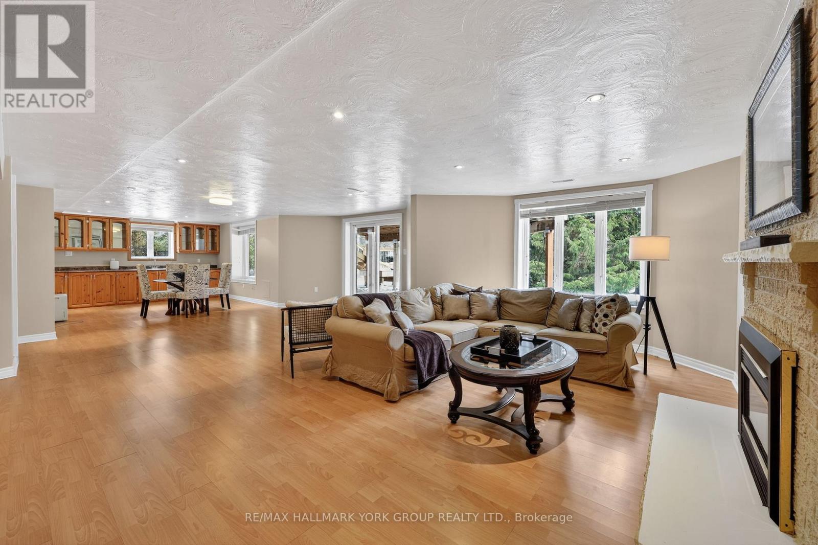 290 Binns Avenue, Newmarket, Ontario  L3X 1T6 - Photo 19 - N12896478