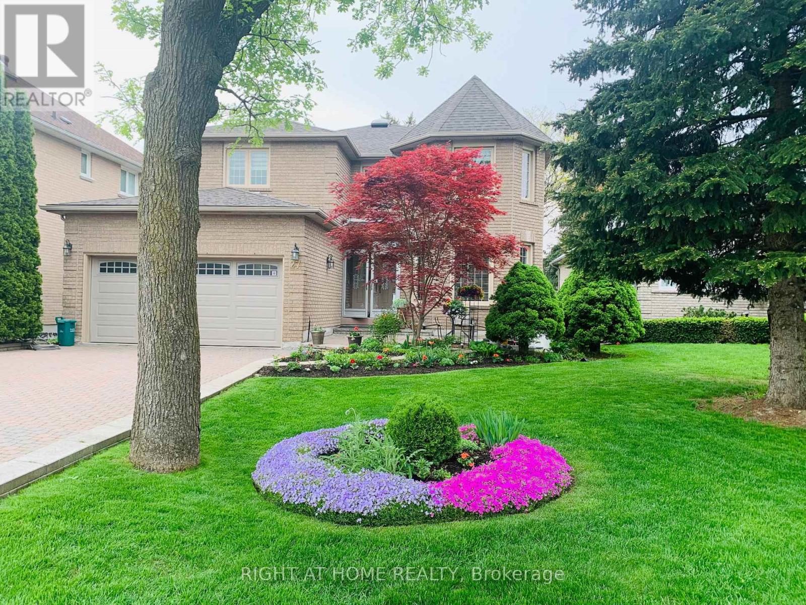 27 ADDISON STREET, Richmond Hill, Ontario