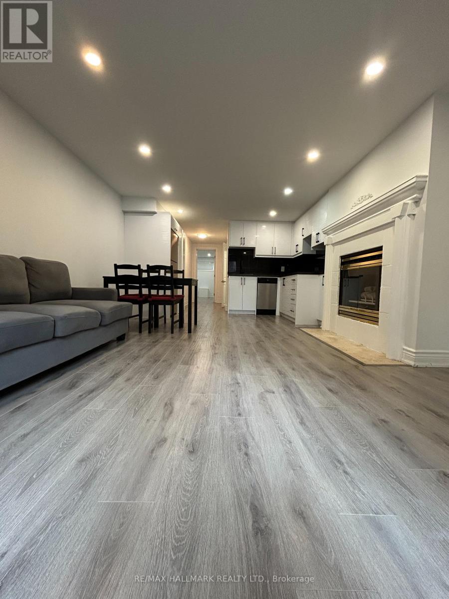 Basement B - 214 Altamira Road, Richmond Hill, Ontario  L4C 4E1 - Photo 2 - N12896504