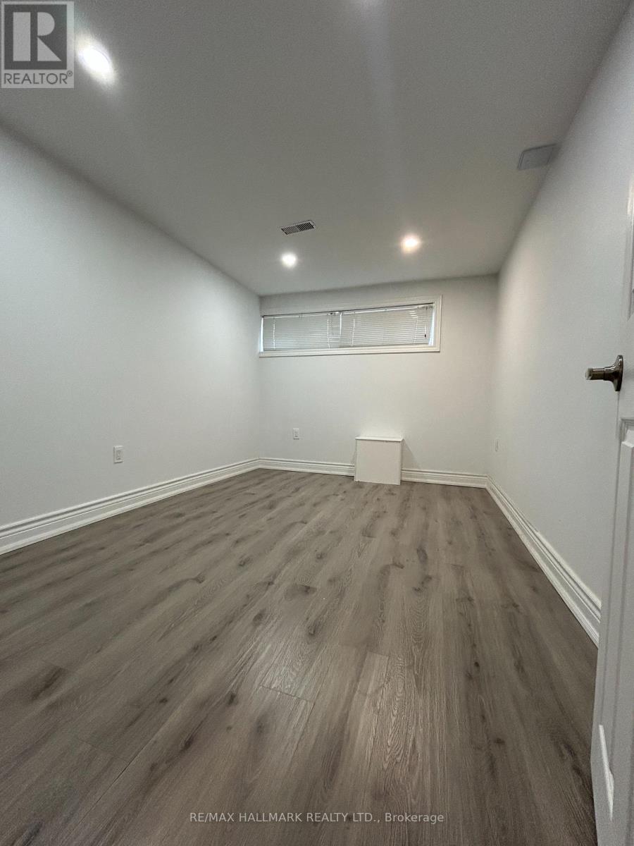 Basement B - 214 Altamira Road, Richmond Hill, Ontario  L4C 4E1 - Photo 9 - N12896504