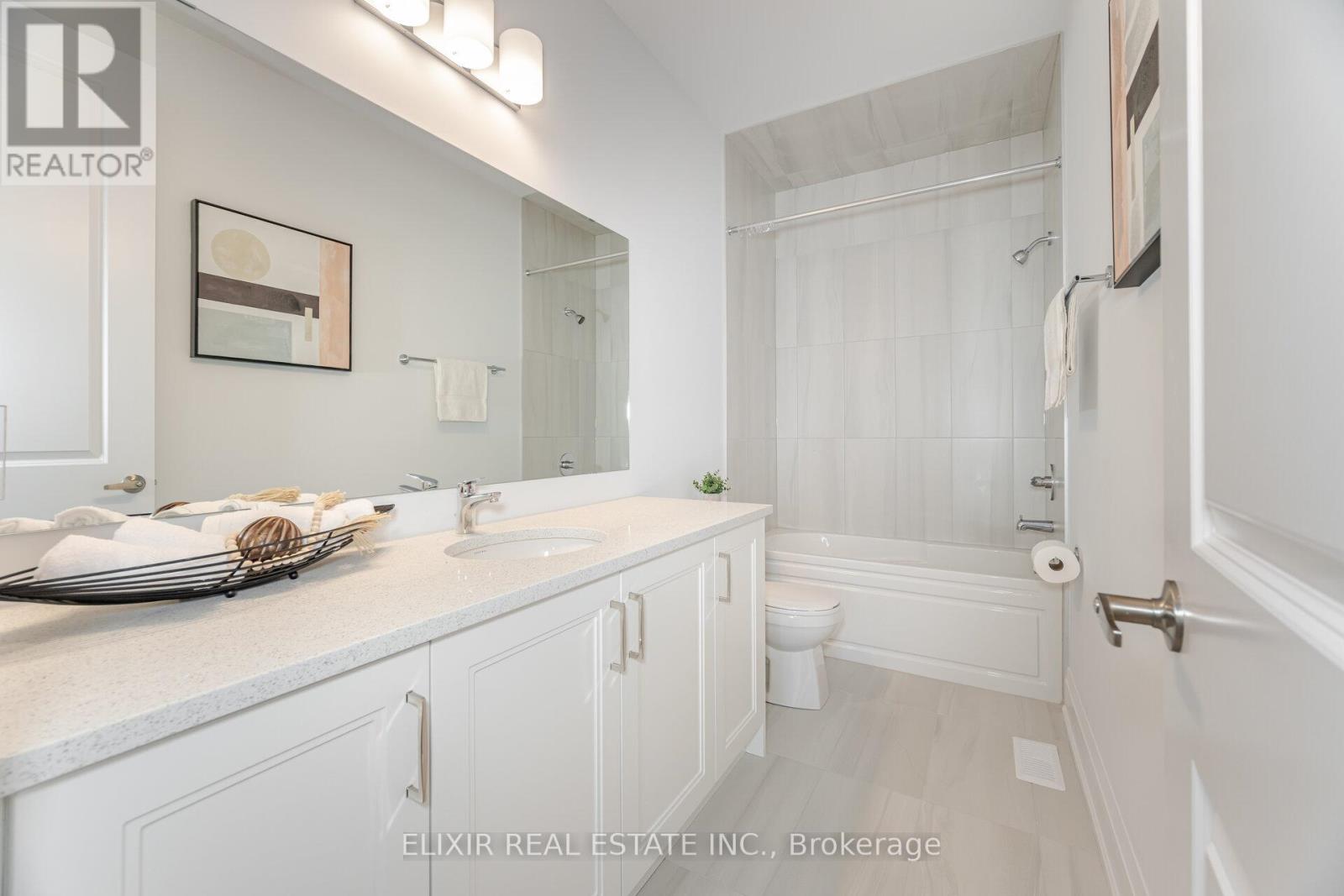 33 Sculpture Garden Lane, Vaughan, Ontario  L4H 4P1 - Photo 39 - N12896528