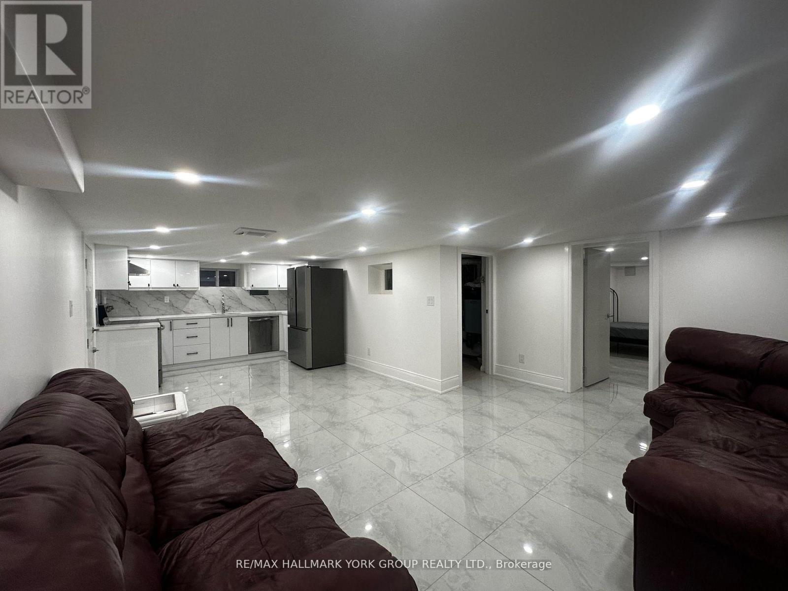 Lower - 420 Osborne Street, Brock, Ontario  L0K 1A0 - Photo 10 - N12896556