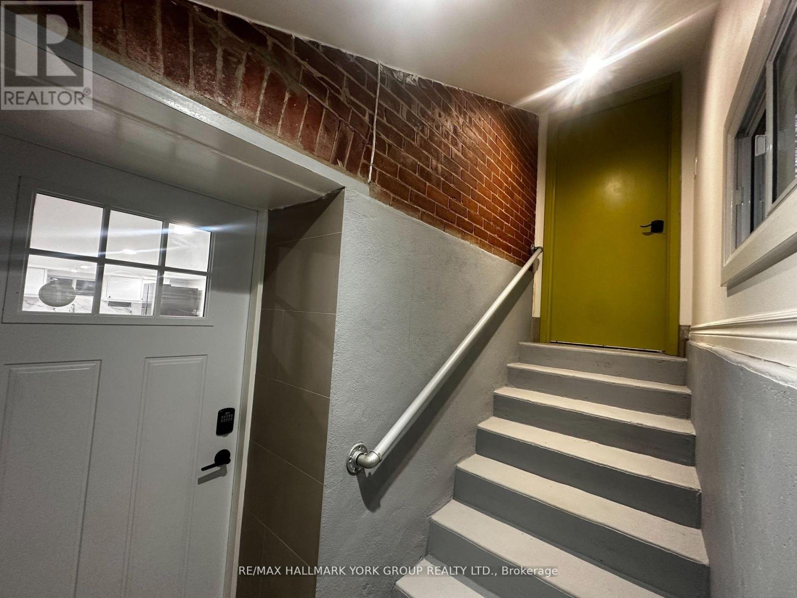 Lower - 420 Osborne Street, Brock, Ontario  L0K 1A0 - Photo 4 - N12896556