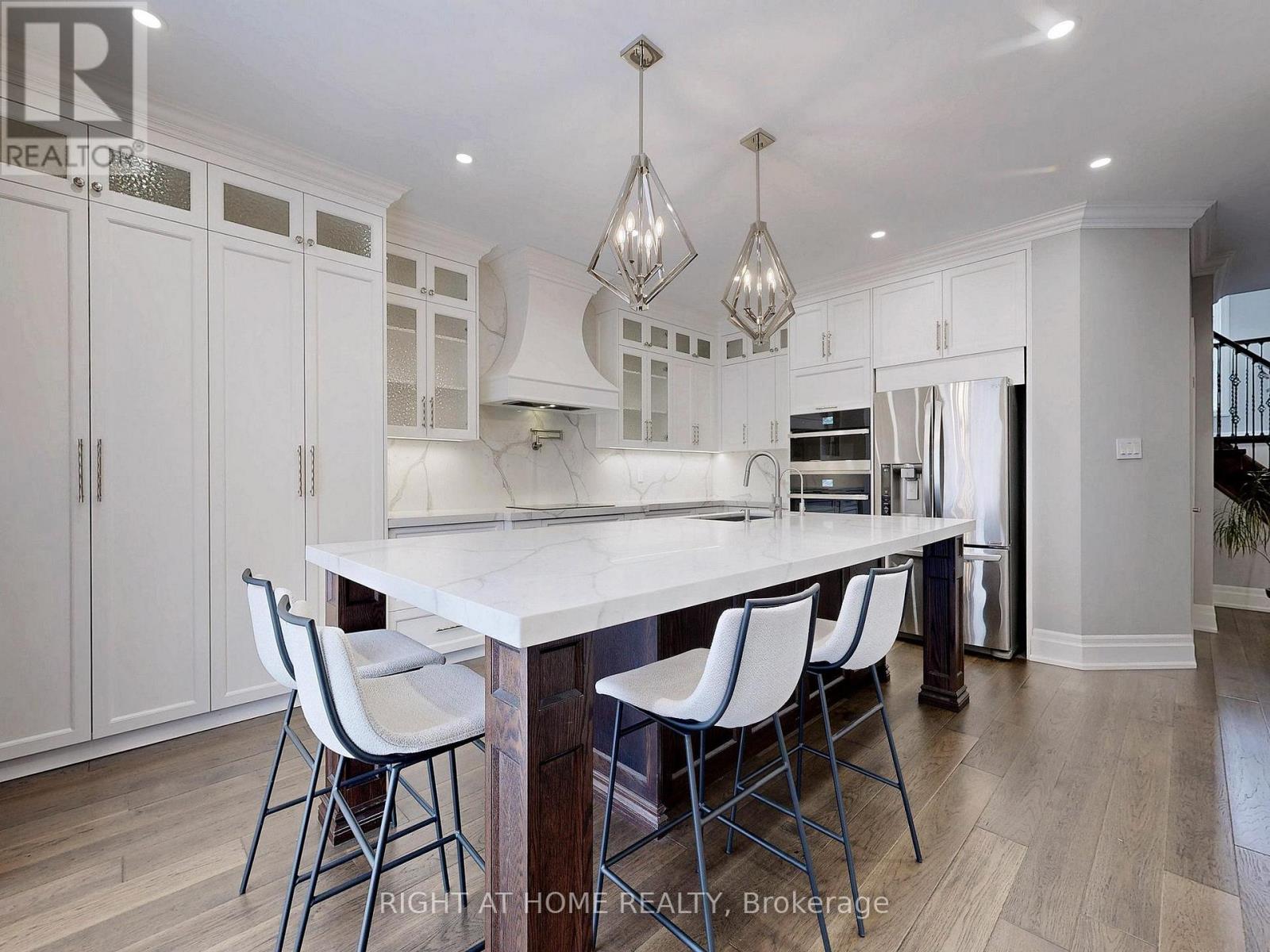 26 Carnoustie Crescent, Richmond Hill, Ontario  L4E 0A2 - Photo 11 - N12896562