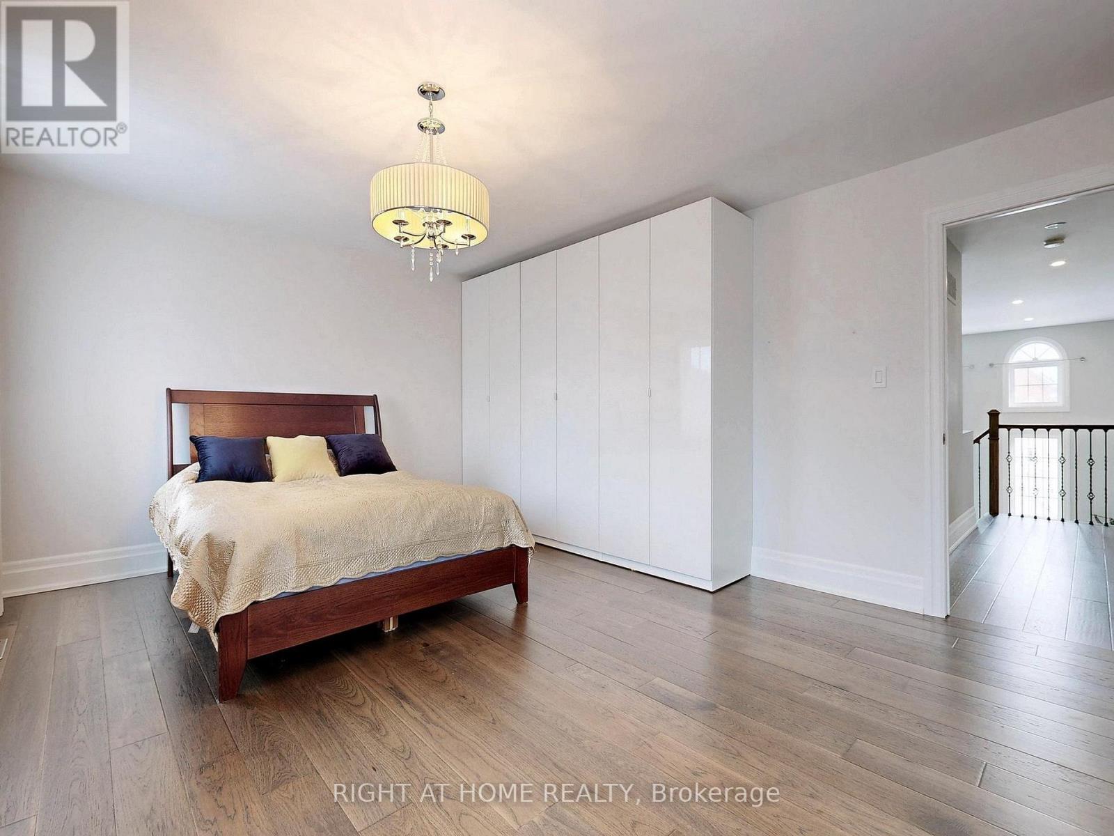 26 Carnoustie Crescent, Richmond Hill, Ontario  L4E 0A2 - Photo 23 - N12896562