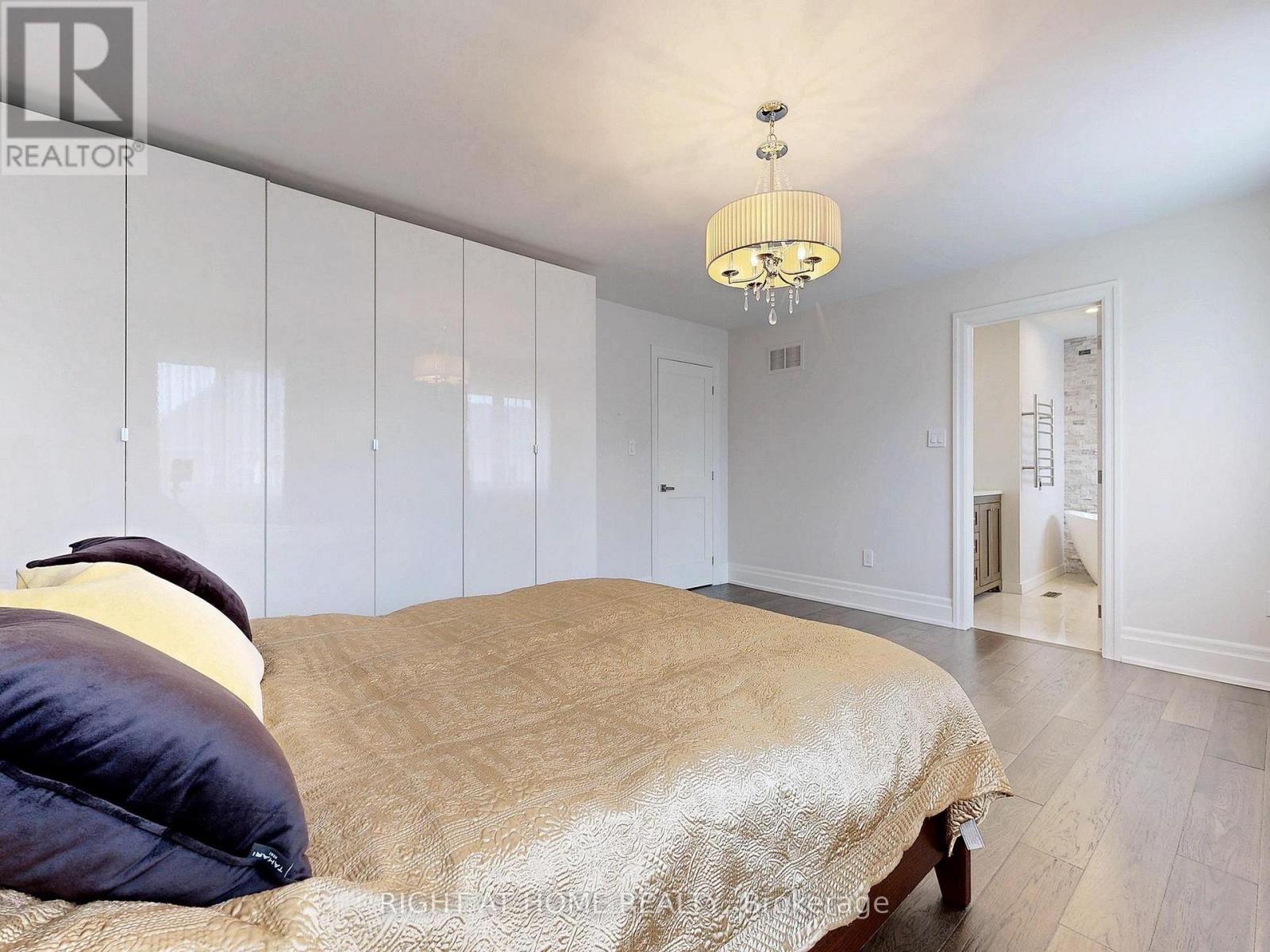 26 Carnoustie Crescent, Richmond Hill, Ontario  L4E 0A2 - Photo 24 - N12896562