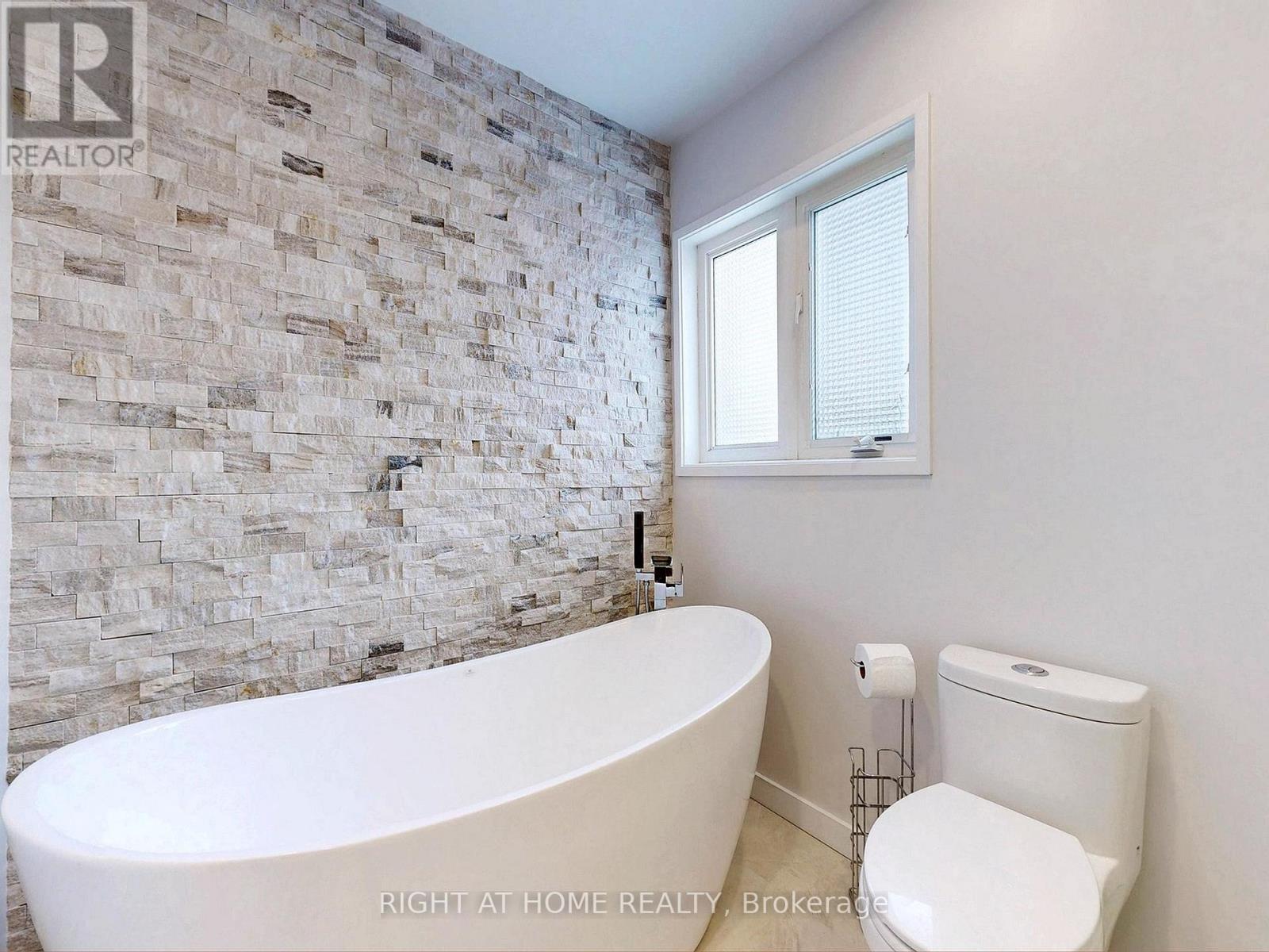 26 Carnoustie Crescent, Richmond Hill, Ontario  L4E 0A2 - Photo 26 - N12896562