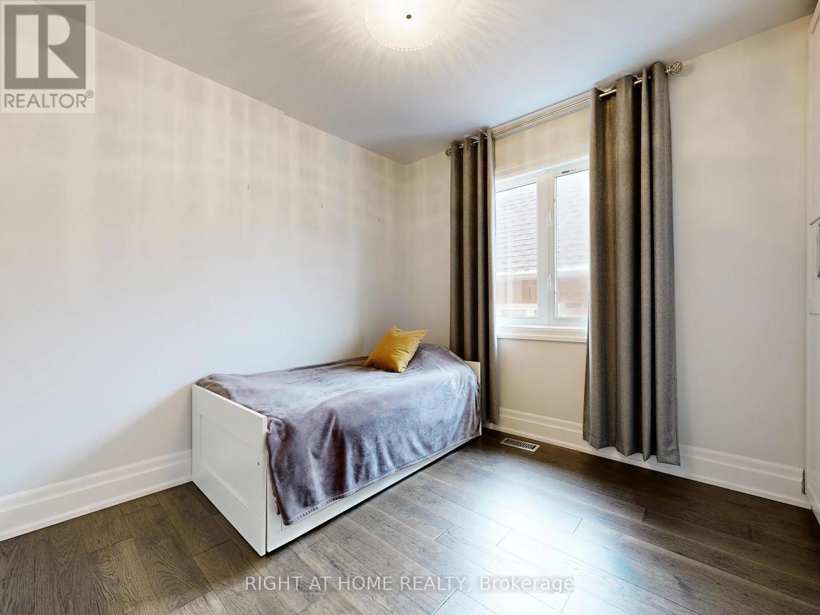 26 Carnoustie Crescent, Richmond Hill, Ontario  L4E 0A2 - Photo 32 - N12896562