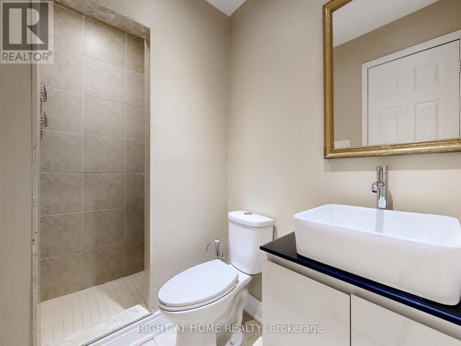 26 Carnoustie Crescent, Richmond Hill, Ontario  L4E 0A2 - Photo 44 - N12896562