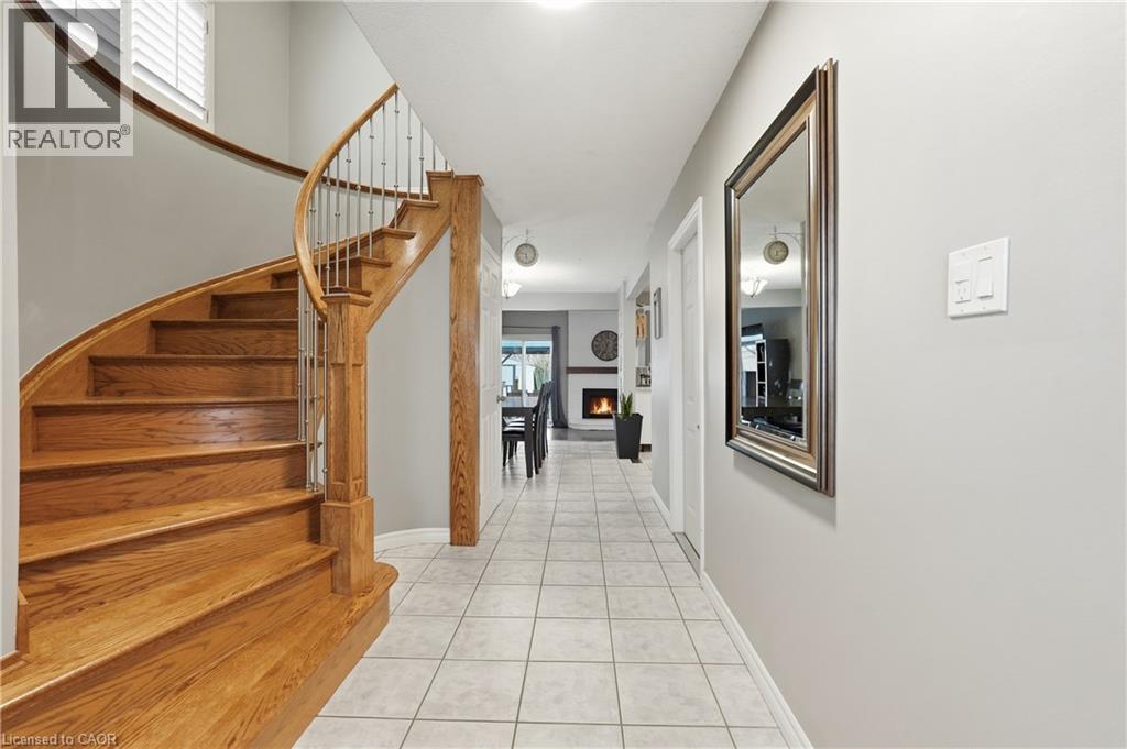 333 Celtic Drive, Stoney Creek, Ontario  L8E 4N1 - Photo 2 - 40813281