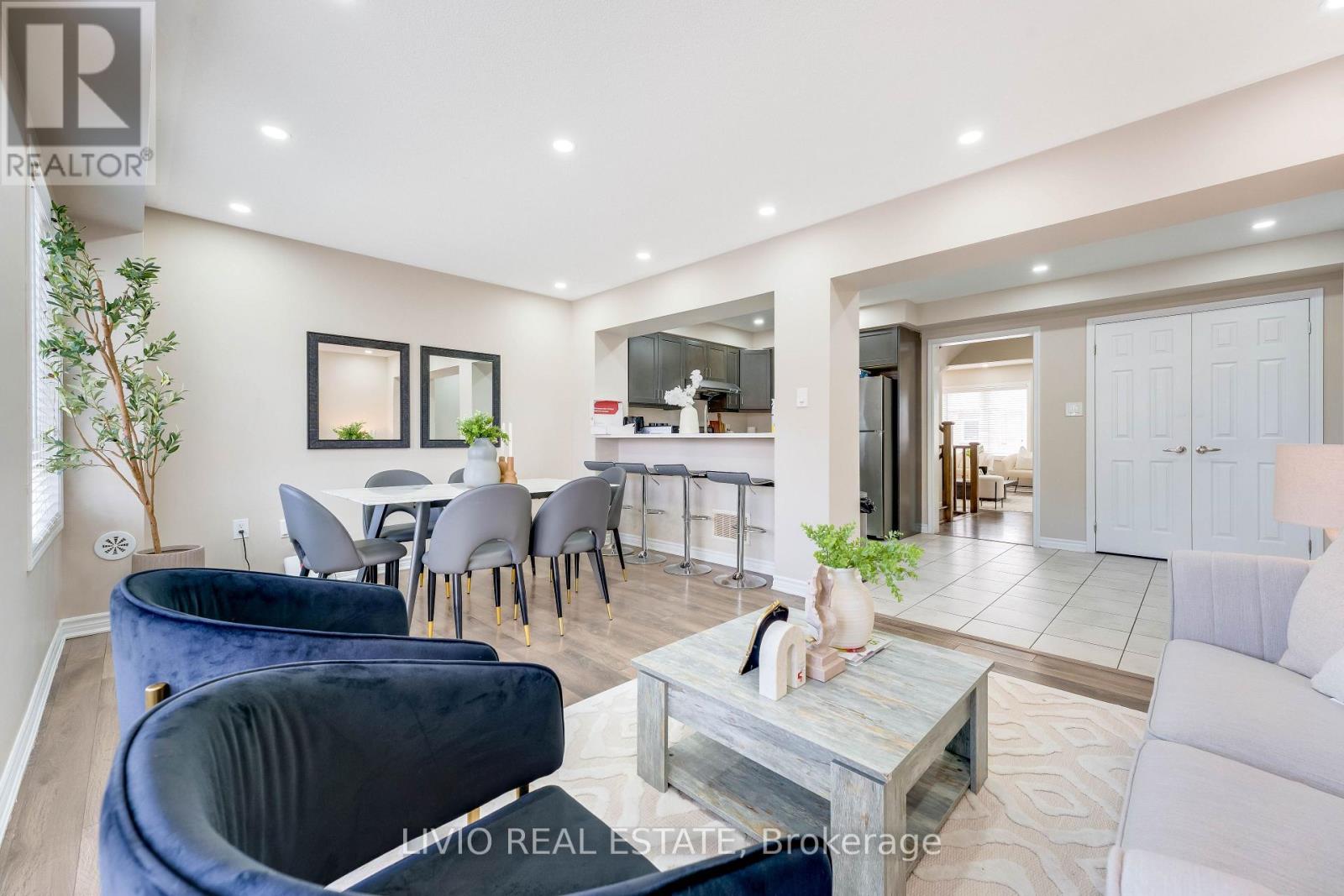 76 Stewardship Street, Brampton, Ontario  L7A 0G1 - Photo 11 - W12883618