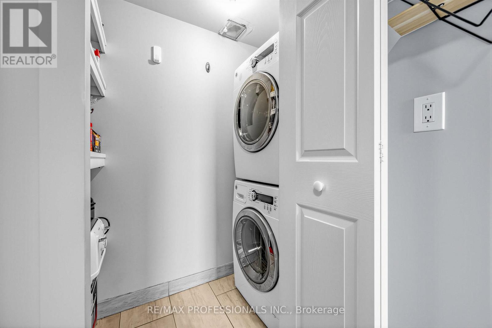 1410 - 50 Kingsbridge Garden Circle, Mississauga, Ontario  L5R 1Y2 - Photo 20 - W12896400