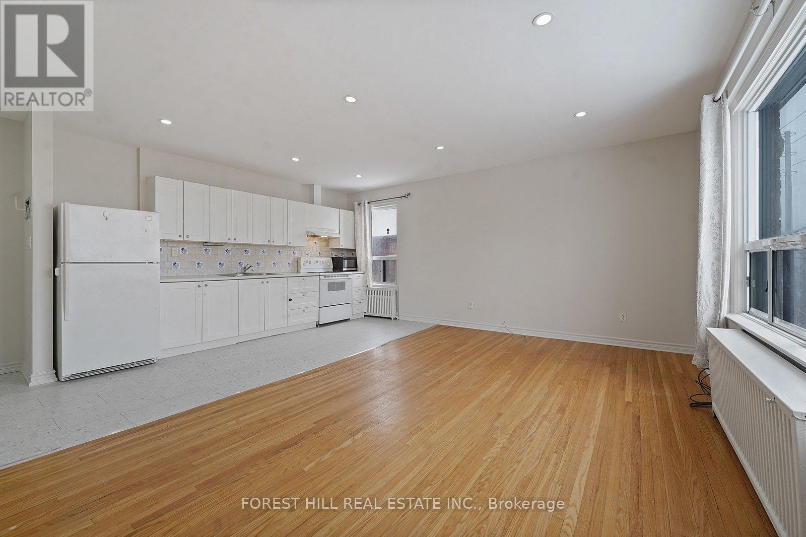 6 - 2839 Keele Street, Toronto, Ontario  M3M 2G7 - Photo 10 - W12896422