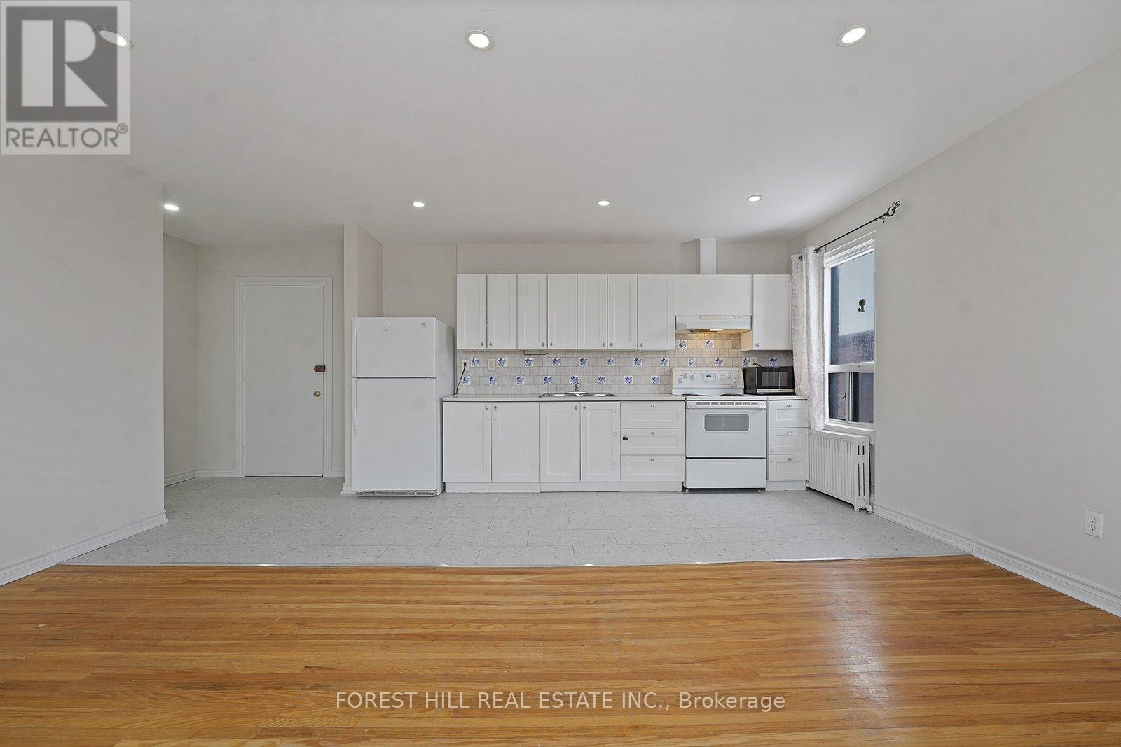 6 - 2839 Keele Street, Toronto, Ontario  M3M 2G7 - Photo 11 - W12896422